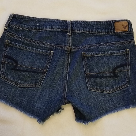 Women's American Eagle Shorts Embroidered Size 8 - Picture 2 of 7